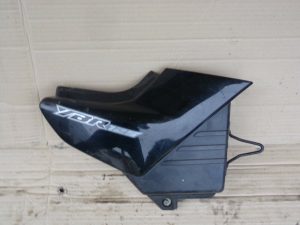 Cache latéral droit Yamaha ybr 125 5VL-F1711-00-5X