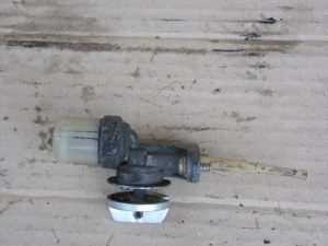 Robinet Yamaha ybr 125 2004 2007