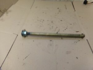 axe de bras oscillant Triumph sprint rs 2001 2004 bras double