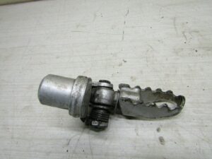 cale pied gauche avec support Kymco 125 Stryker 1999 2004