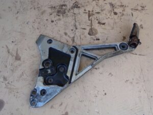 platine de repose pieds gauche yamaha fj 1100 1200 84 1990