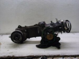 bloc moteur gy6 12 pouces peugeot kisbee 4t 50