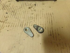 boulon en bas du moteur suzuki bandit 600 2001 2004