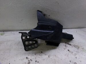 support de marche pieds gauche yamaha majesty 400 2004 2007