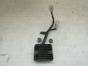 regulateur de tension Honda CBR 600 RR (2003/2004)