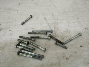 vis de carter centrale yamaha tzr 125 2rh 87 90