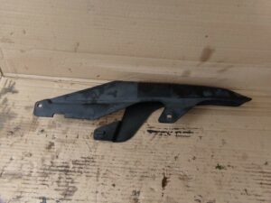 cache chaine honda varadero 125 jc32 2001 2006