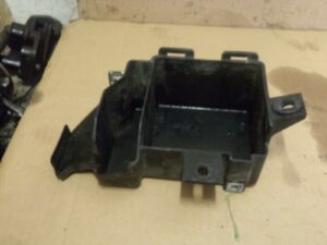 bac a batterie honda varadero 125 2001 2006