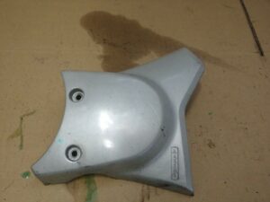 cache pignon honda varadero 125 2001 2006