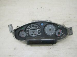 COMPTEUR PIAGGIO X8 125 2004 - 2007 pour pieces