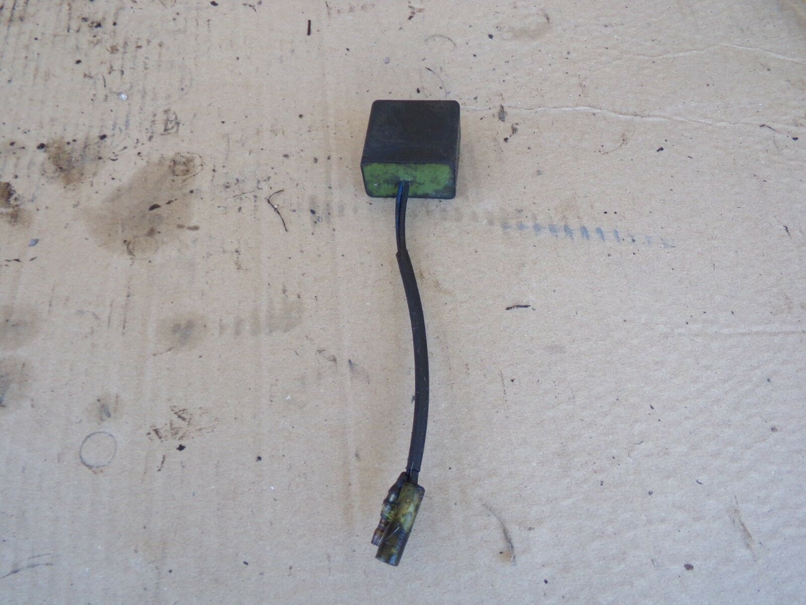 Boîtier CDI Compatible Minarelli Pour Scooters - Pour MBK Booster, Nitro, Aerox (avant 2004) - Remplacement Facile
