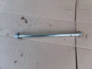 axe de bras oscilliant kawasaki er6 650 2009 2012
