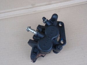 etrier avant droit kawasaki er6 650 2012 2017