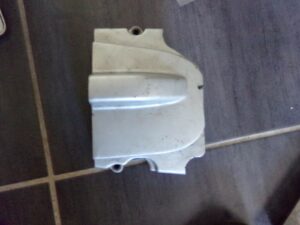 cache pignon kymco 125 kec 8