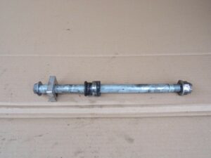 axe de roue arriere kawasaki er6 650 2012 2017