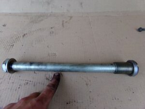 axe de bras oscilliant suzuki 1300 hayabusa 1999 2006