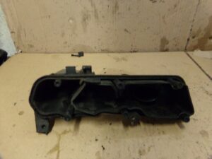 cache et manchon de boite a air axe de roue avan piaggio new typhoon 50 apres 2