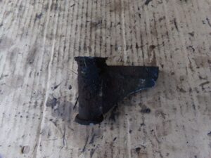 support moteur laterale gauche KAWASAKI 600 ZZR 1989 1997