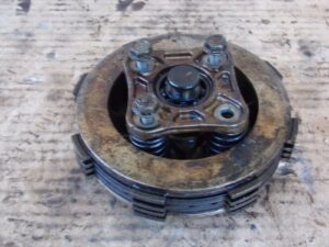 noix d'embrayage HONDA CRF 100 F 2004-2007 XR 100 R 2001-2003