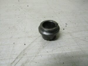douille entretoise de porte couronne Kawasaki 600 ZZR - 93/05