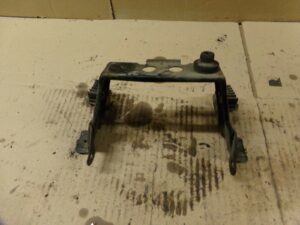 support sous reservoir suzuki gsxf 750 gr78a 89 97