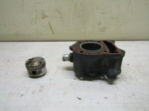CYLINDRE PISTON PIAGGIO MP3 - CARNABY - X-EXO - X9 EVO - BEVERLY - ATLANTIC -