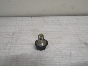 vis de vidange haute de cadre yamaha 400 wrf YZF 1998 1999