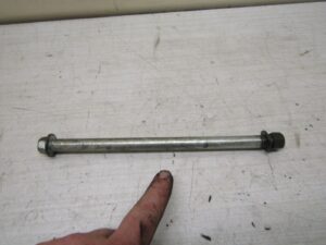 axe de roue avant 2jx-25181-00 YAMAHA TW 125 (1998 - 2007) tw 200