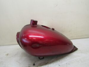 Réservoir a carburant origine pour moto Kymco 125 Zing 1996 à 2003 avec defauts