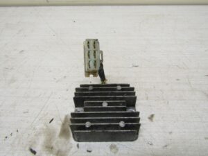 regulateur de tension honda nsr 125 jc20 90 93 SH535-12