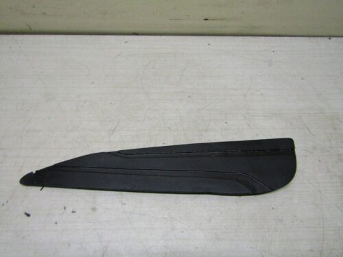 revetement marche pieds gauche YAMAHA X max x-max Skycruiser 125 2010 2013