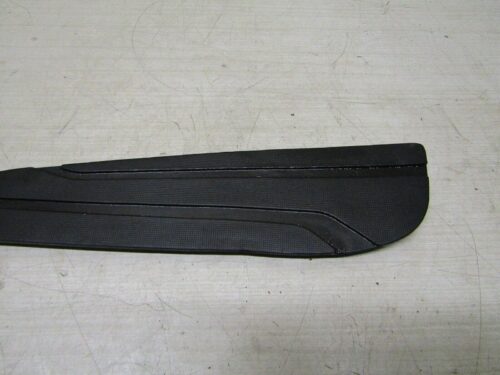 revetement marche pieds gauche YAMAHA X max x-max Skycruiser 125 2010 2013 – Image 3