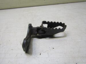 cale pied avant droit avec support hyosung rt 125 karion 2005 2017