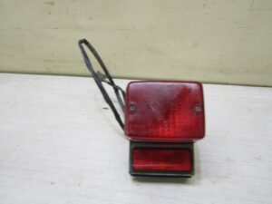 Feu rouge arrière suzuki VL 125 250 Intruder 35710-27F00 VL125 VL250