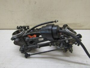 RAMPE INJECTION SUZUKI DL 650 V-STROM VSTROM TYPE JS1B111 - 2004/2006