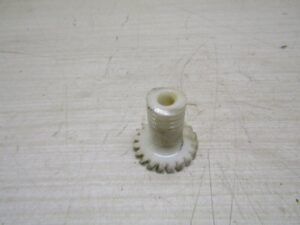 pignon entaineur moteur de compte tour yamaha tdr 125 1993 2003 5ae 17f-17831