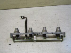 Rampe d'injection superieur HONDA CBR RR 1000 2004-2007 FIREBLADE 22560 km  | eBay