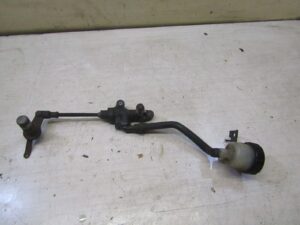 maitre cylindre de frein arriere yamaha 850 tdm 3vd 91 95  | eBay