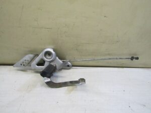 platine de repose pied avant droite Platine Honda CBF 125 2009 2013  | eBay