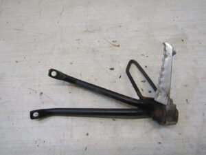 platine de repose pied gauche  yamaha tzr 50 mbk x power 2003 2013