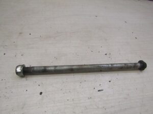 axe de roue arriere honda 125 varadero jc32 2001 2006