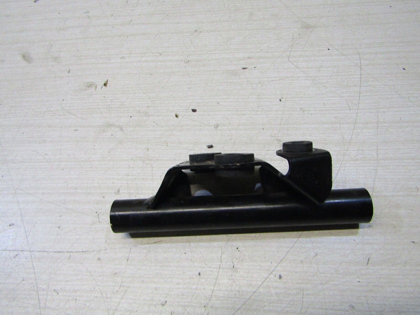 Support de reservoir Kawasaki ER6 N 2012 à 2016 – Image 4