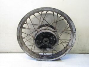 jante roue arriere yamaha xt 550 82 83 5y3 etat moyen voir photos