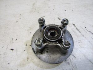 moyeu arriere porte couronne honda 125 varadero jc32 2001 2006