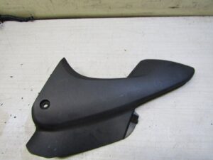 cache laterale gauche sous selle  honda cbf 600 s abs pc43 2008 2013  |