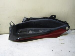 marche pieds gauche bas de caisse gauche  yamaha x max xmax 125 abs 2018 2022