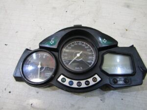 Compteur Tableau de bord Yamaha FJR 1300 2001 à 2005 5VS 86000 km pion hs