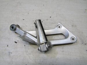 platine de repose pied arriere droit yamaha fjr abs 1300 2002 2005 5vs