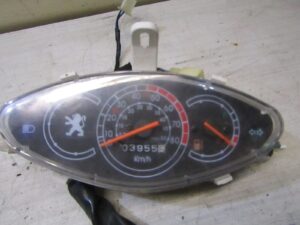 compteur peugeot v-clic 50 4 temps 2007 2013 3955 km