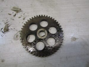 pignon moteur pompe  honda xlm 600 pd04 1985 1987